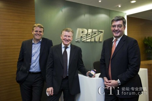 RIM��˾��̫�^(q��)�߼�(j��)������Urpo Karjalainen���� (�D��) �� RIM�Ї�(gu��)�^(q��)�����x��(gu��)����� (�D��) �� ��RIM�Ї�(gu��)�^(q��)�N�۸����ü恆̫�^(q��)���ϠI(y��ng)�N������Alex Lambeek���� (�D��)