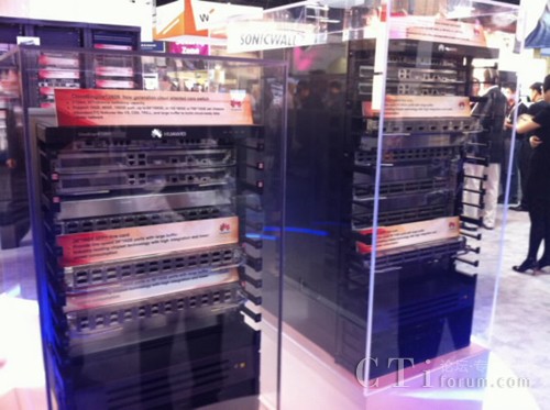 �A��yCloudEngine12800��(sh��)��(j��)���ĺ��Ľ��Q�C(j��)��������(gu��)Interopչ