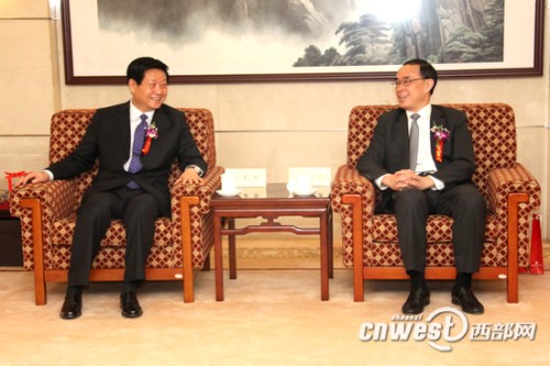 ���ʡί����ӛ��ʡ�L(zh��ng)�w�����c�Ї�(li��n)ͨ������(j��ng)��������ͨ����